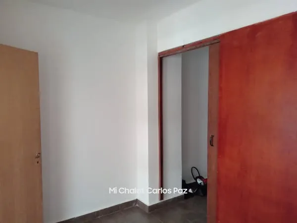 ALQUILO EXCELENTE CONSULTORIO / OFICINA EN PLENO MICROCENTRO DE CORDOBA CETRO CENTRICA