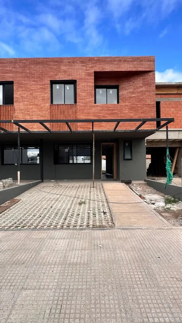 Duplex A La Venta En Campo Chico A Estrenar
