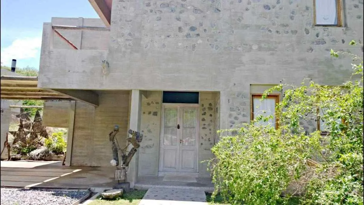 Venta casa de 3 dormitorios en country estancia Q2.