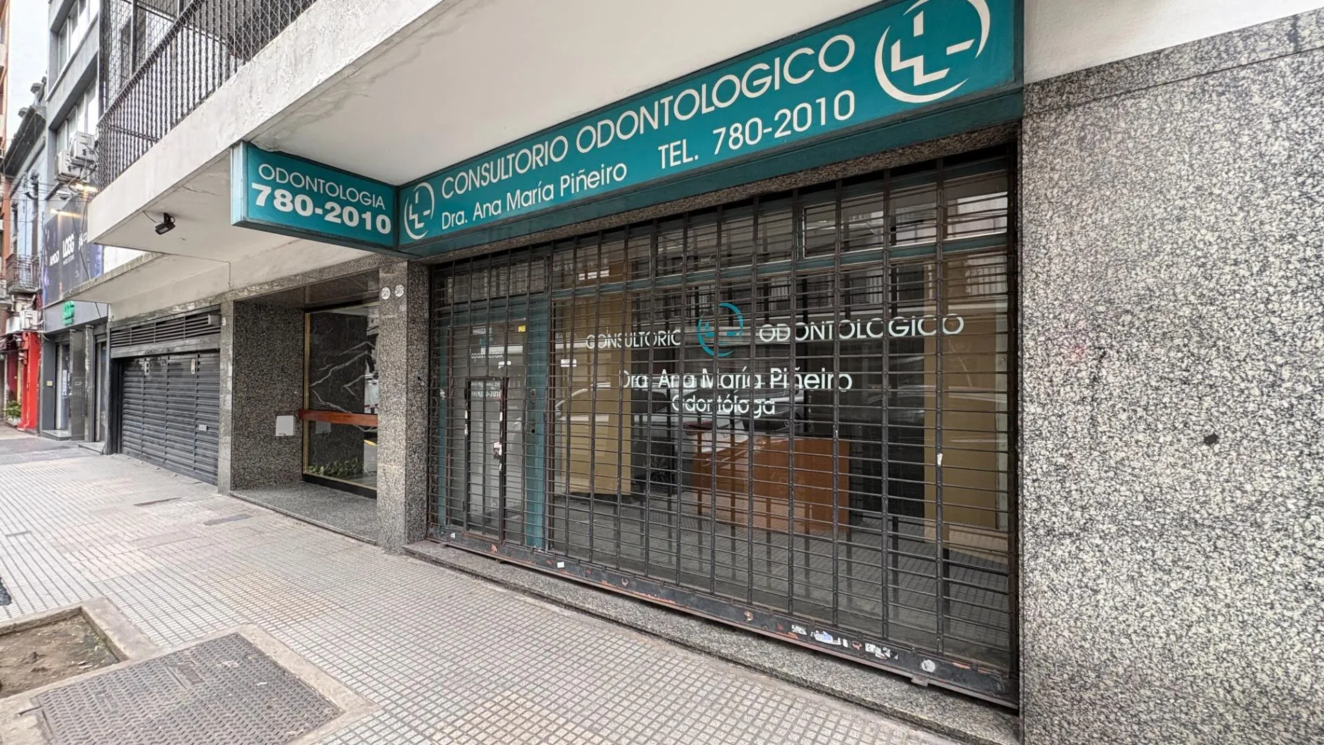 LOCAL A LA CALLE CON VIDRIERA – IDEAL USO PROFESIONAL / COME