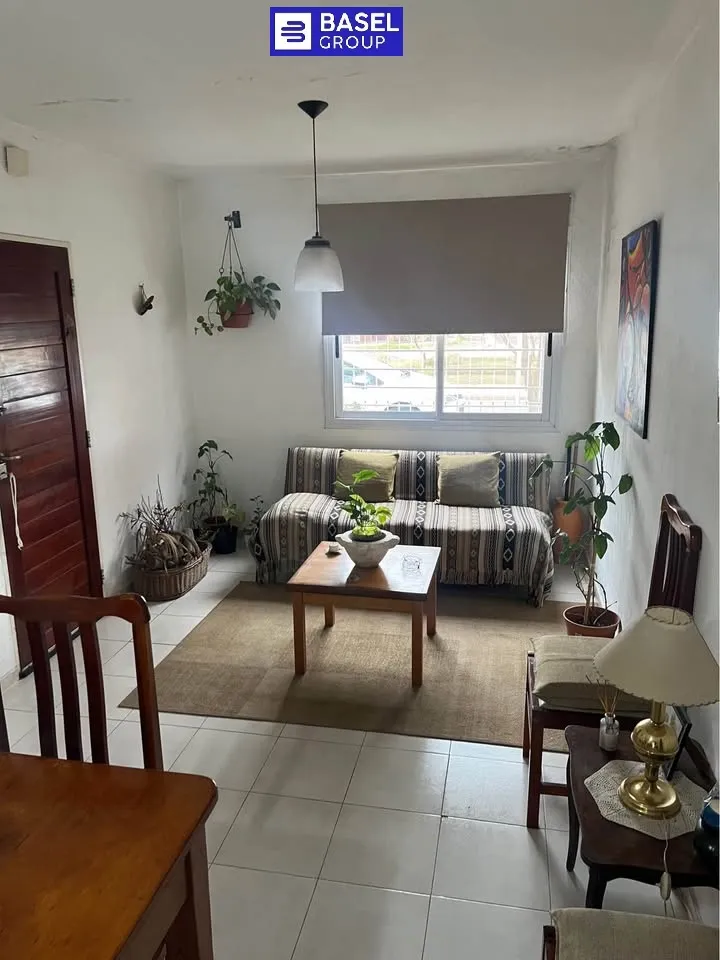 CASA DE 2 DORMITORIOS B° CARRARA DE HORIZONTE. SUPER OPORTUNIDAD!!!