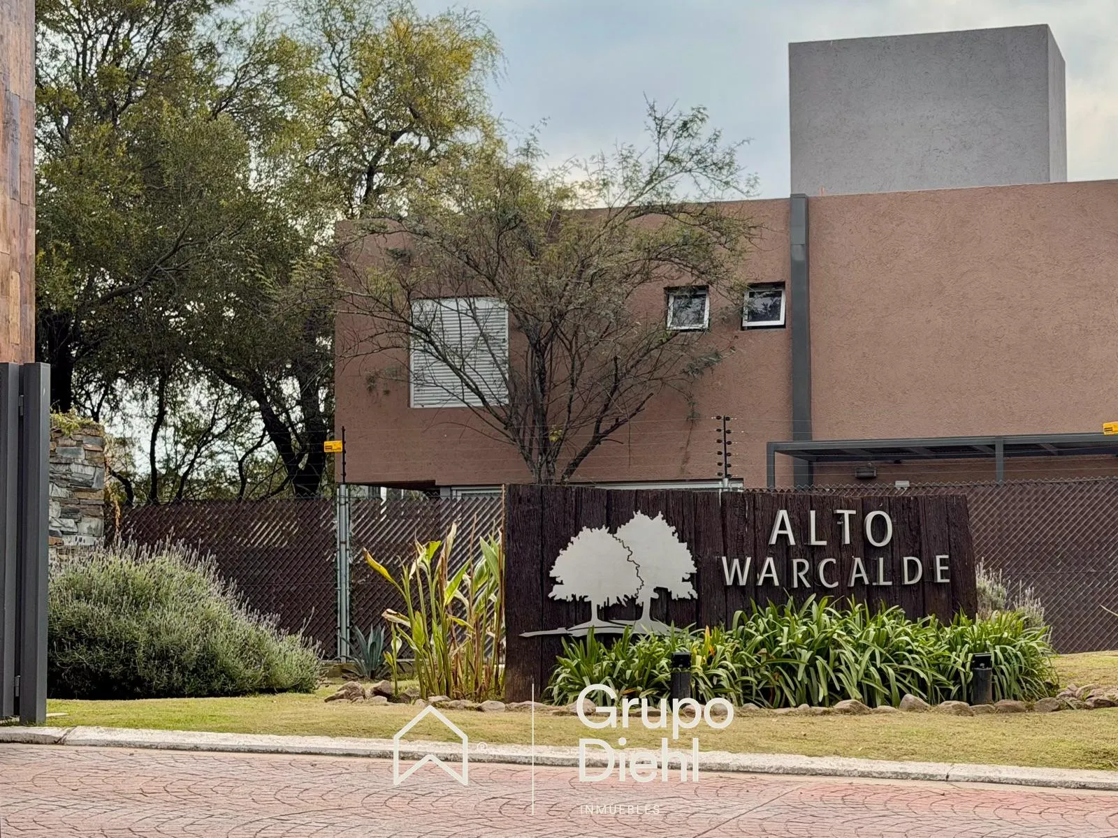 Duplex 2 dormitorios EN VENTA Alto Warcalde