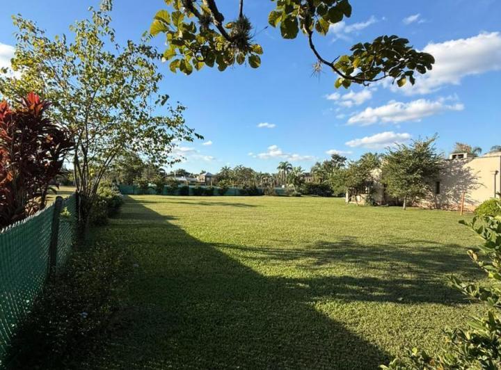 Terreno · 1162m²