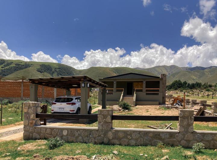 Casa · 185m² · 4 Ambientes · 1 Cochera
