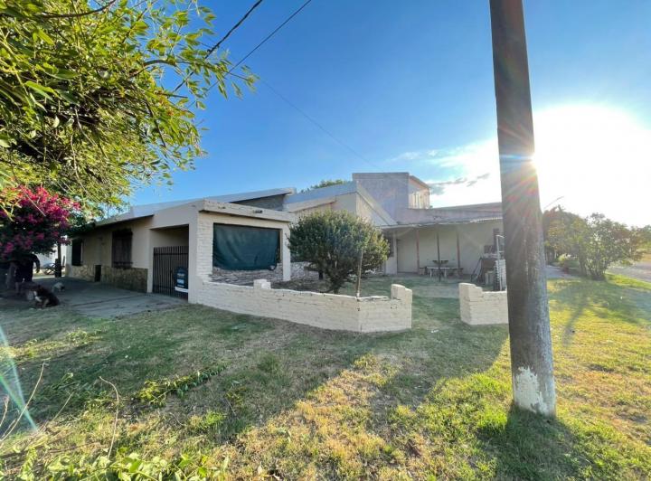 Casa · 129m² · 4 Ambientes · 1 Cochera