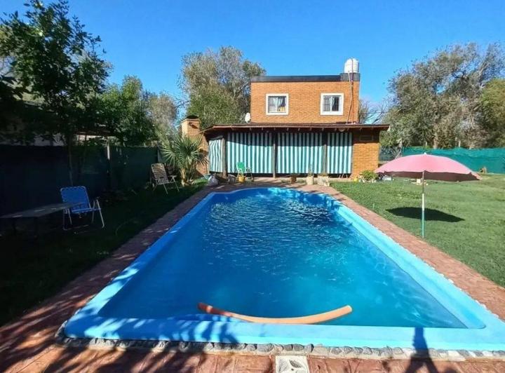 Casa · 110m² · 5 Ambientes · 2 Cocheras