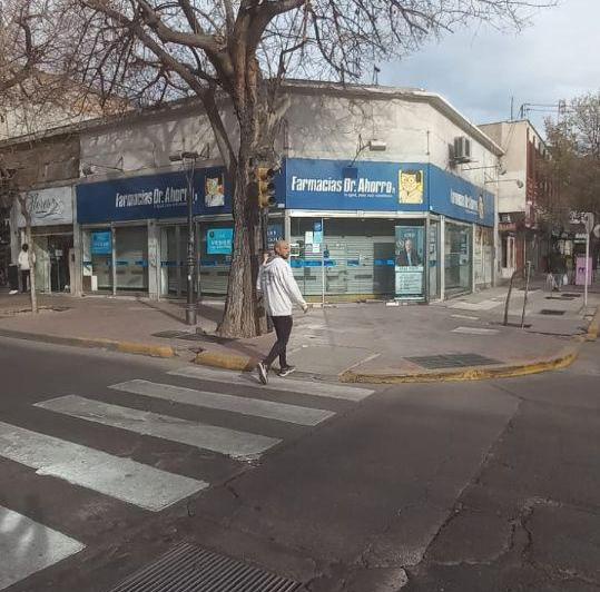 Local comercial · 198m² · 2 Ambientes