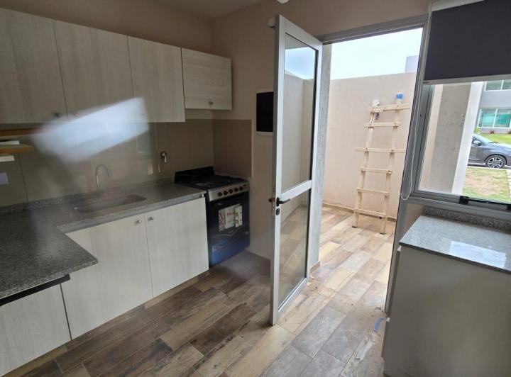 Casa · 130m² · 2 Dormitorios · 2 Cocheras