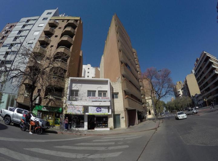 Departamento · 170m² · 8 Ambientes