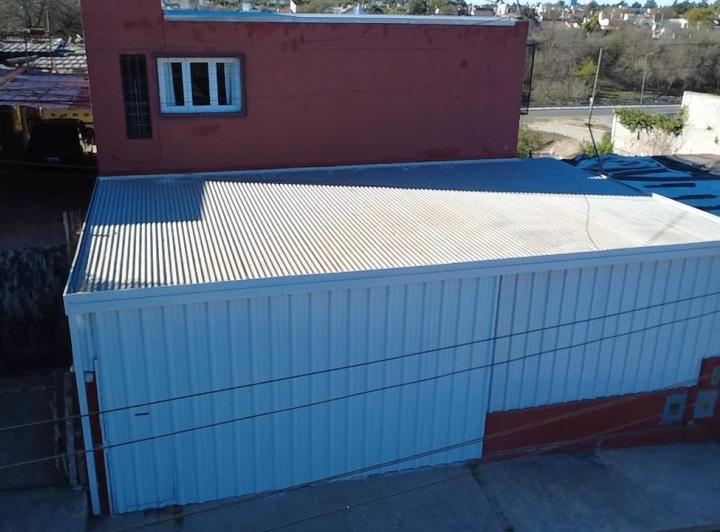 Casa · 211m² · 5 Ambientes · 4 Cocheras