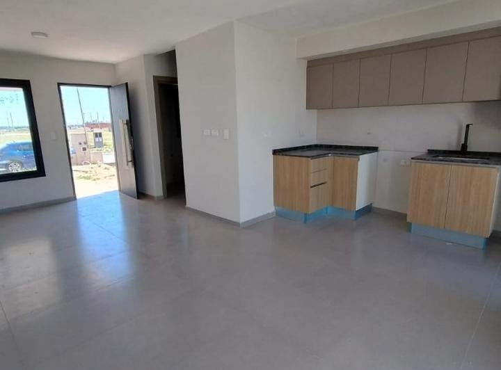 Casa · 90m² · 4 Ambientes · 1 Cochera