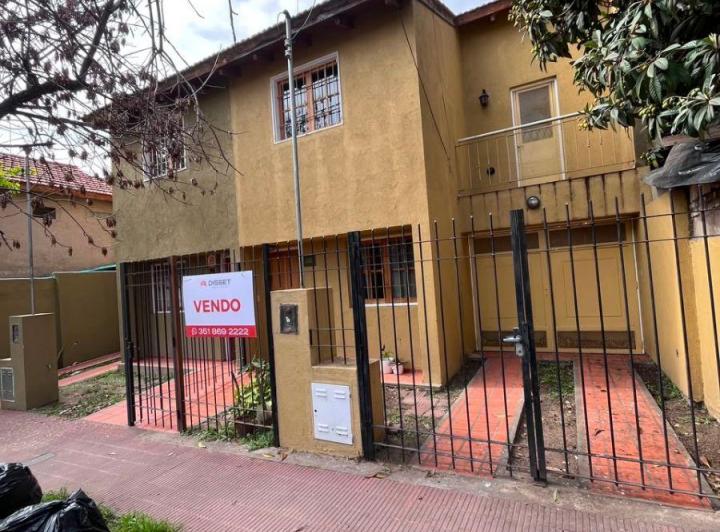 Casa · 150m² · 5 Ambientes · 1 Cochera
