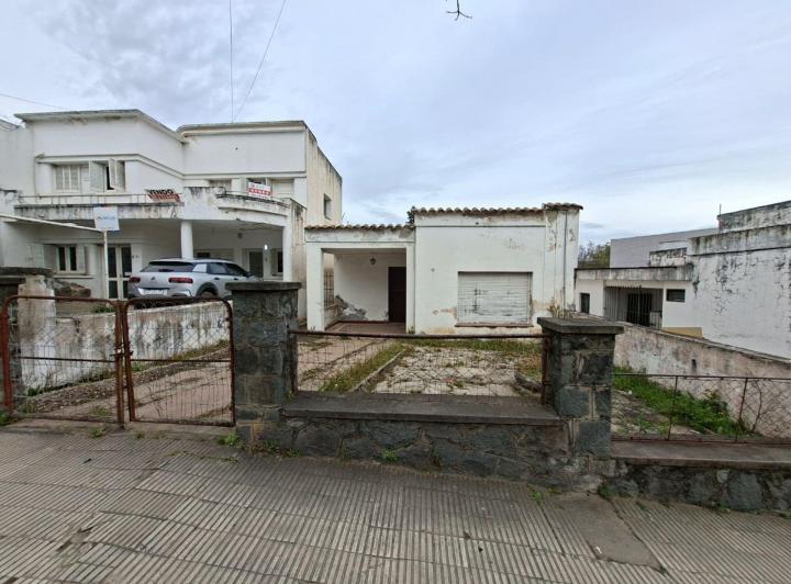 Casa · 87m² · 4 Ambientes · 1 Cochera