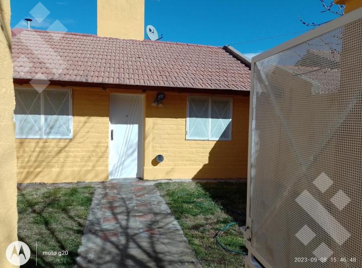 Casa · 94m² · 4 Ambientes · 1 Cochera