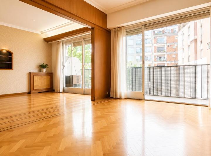 Departamento · 100m² · 5 Ambientes · 1 Cochera