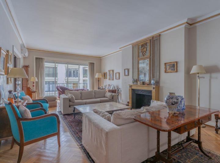 Departamento · 308m² · 5 Ambientes · 1 Cochera