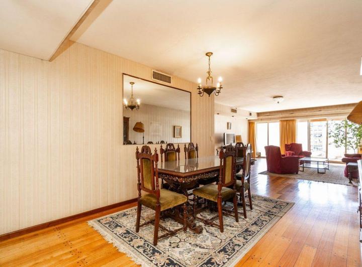 Departamento · 179m² · 5 Ambientes · 1 Cochera