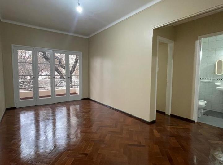 Departamento · 75m² · 6 Ambientes