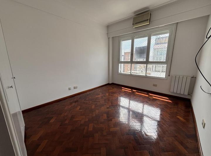 Departamento · 92m² · 7 Ambientes