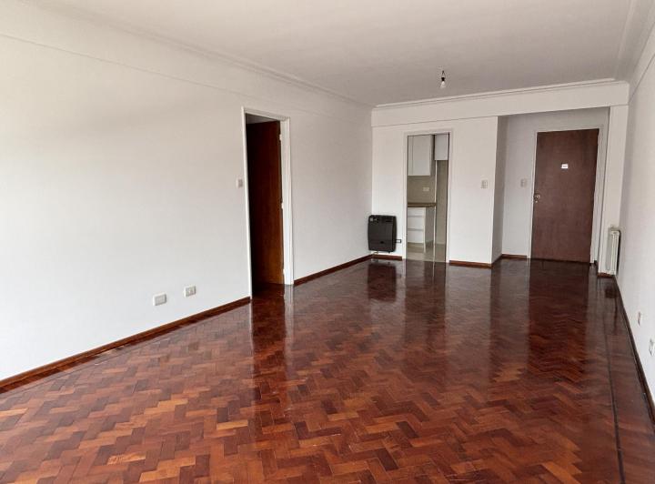 Departamento · 92m² · 7 Ambientes