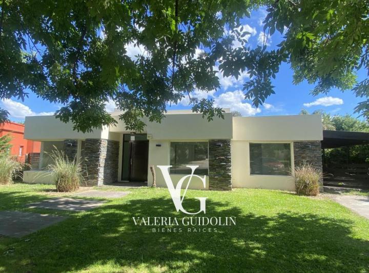 Casa · 173m² · 5 Ambientes · 4 Cocheras