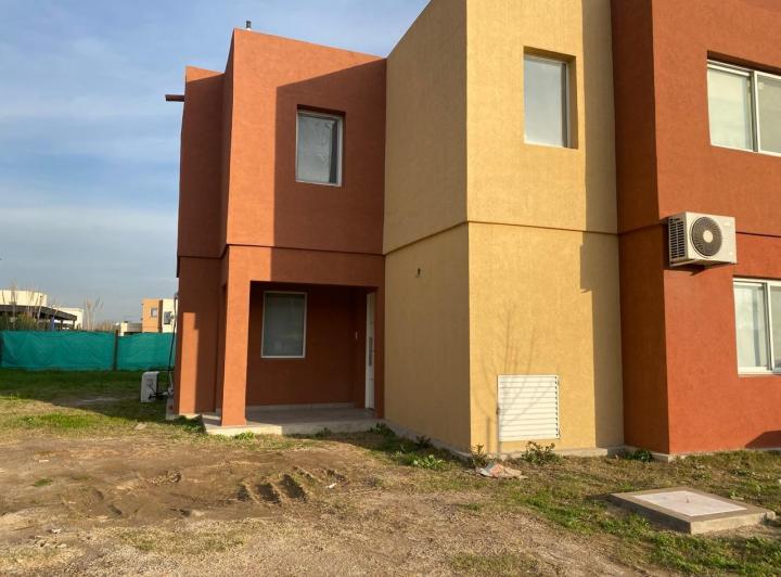 Casa · 120m² · 5 Ambientes