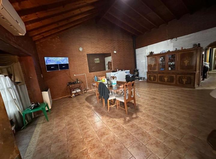 Casa · 110m² · 4 Ambientes · 1 Cochera