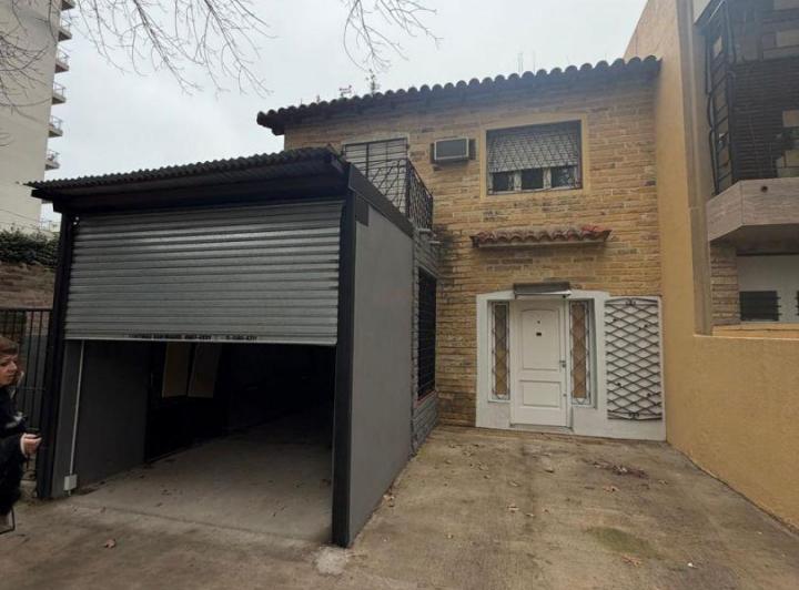 Casa · 132m² · 4 Ambientes · 3 Cocheras