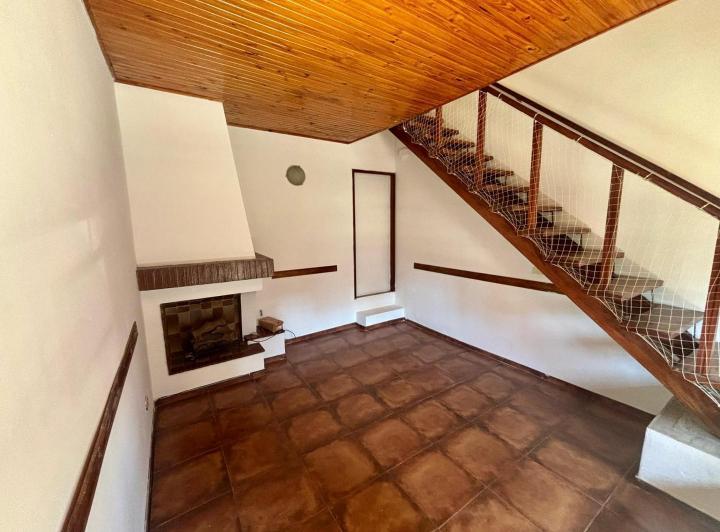 Casa · 190m² · 5 Ambientes · 1 Cochera