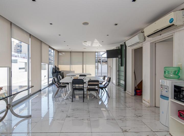 Casa · 400m² · 6 Ambientes