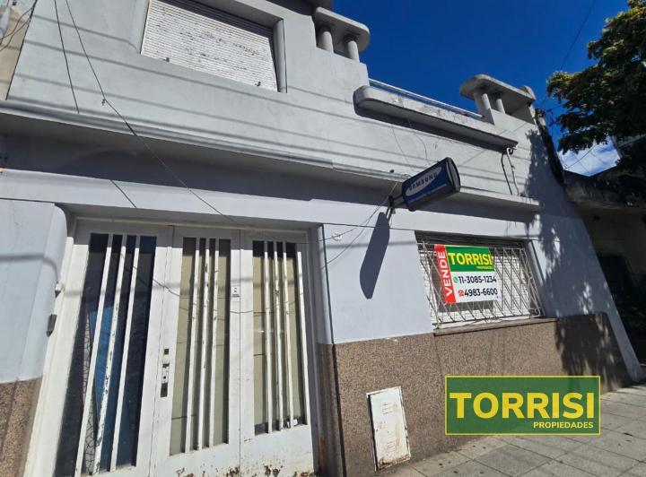 Casa · 128m² · 4 Ambientes · 1 Cochera