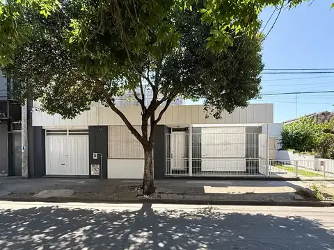 Casa en Venta en Villa Gobernador Galvez, Rosario