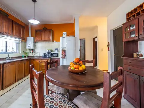 Casa en Venta en Las Delicias, Rosario