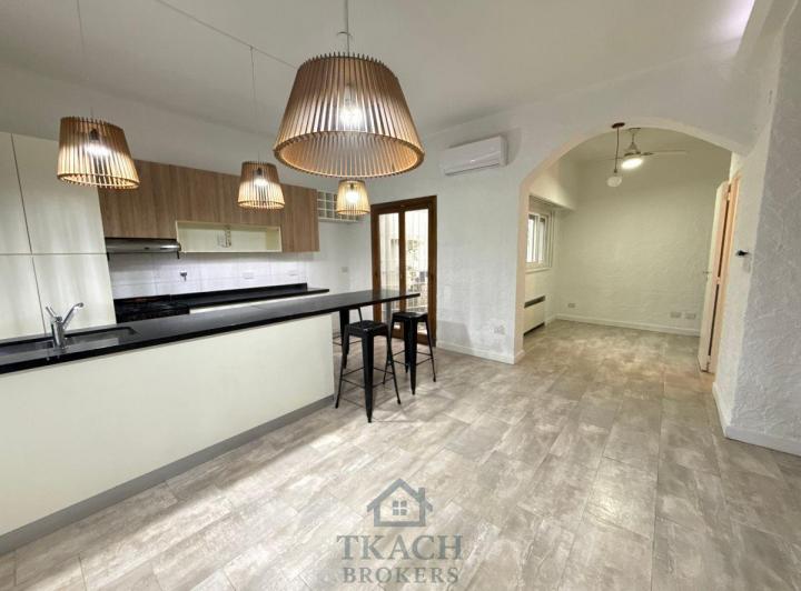 Casa · 268m² · 6 Ambientes · 1 Cochera