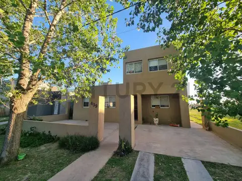 Casa en Venta en Roldan, San Lorenzo
