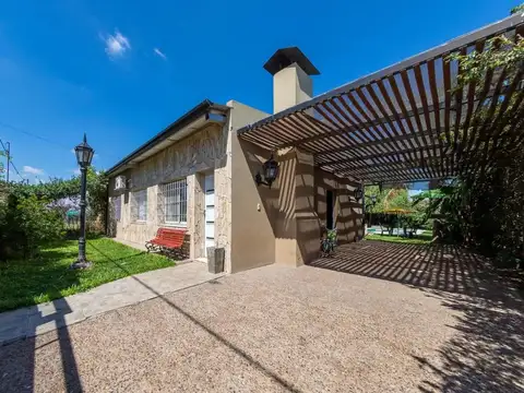 Casa en Venta en Roldan, San Lorenzo