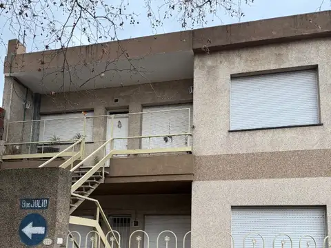 Casa en Venta en Azcuenaga, Rosario