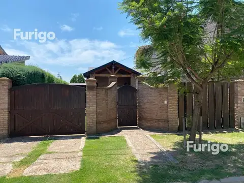 Casa en Venta en Soldini, Rosario