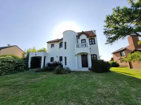 Casa en Venta en Oliveros, Iriondo