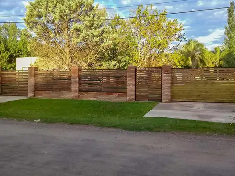 Casa en Venta en Profesional, Funes