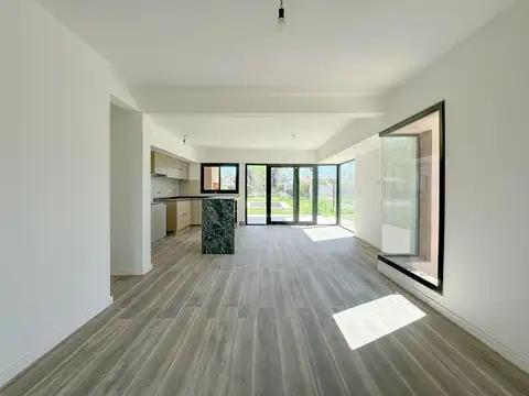 Casa en Venta en Roldan, San Lorenzo