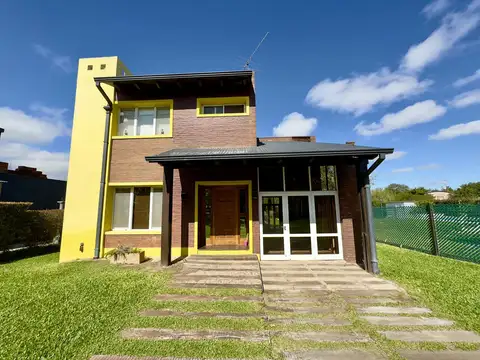 Casa en Venta en Oliveros, Iriondo