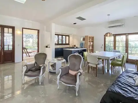Casa en Venta en Pueblo Esther, Rosario
