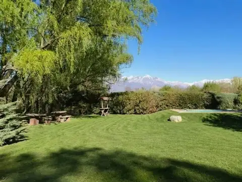 Casa en Venta en Colonia las Rosas, Tunuyán