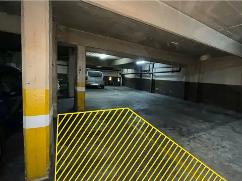 Cochera en Venta en Recoleta, CABA