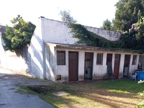 Casa en Alquiler en Adrogue, Partido de Almirante Brown