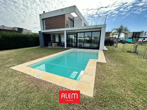Casa en Alquiler en Ezeiza, Partido de Ezeiza
