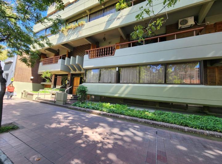 Departamento · 320m² · 6 Ambientes