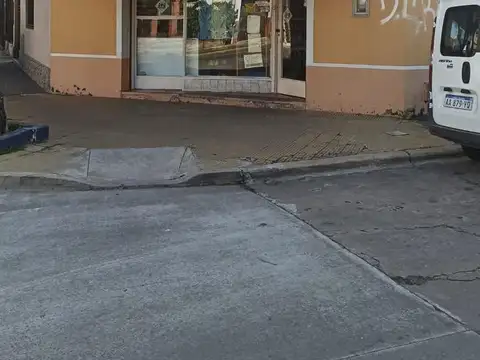 Local en Alquiler en Villa Sarmiento, Partido de Morón