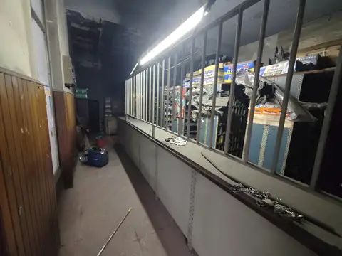 Local en Venta en Crucesita, Partido de Avellaneda